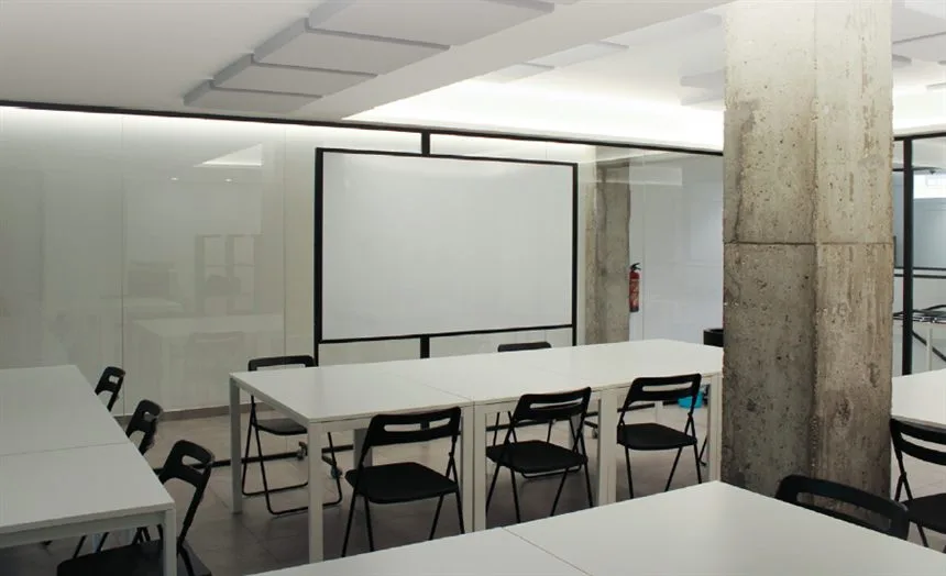 Aula luminosa de Outbox